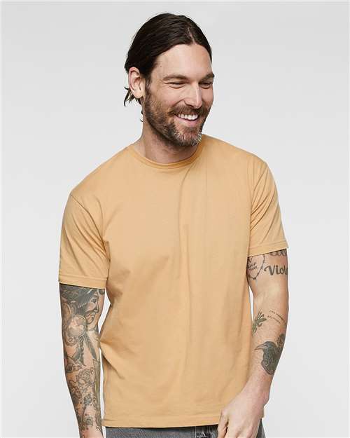 LAT 6901 - Unisex Fine Jersey Tee