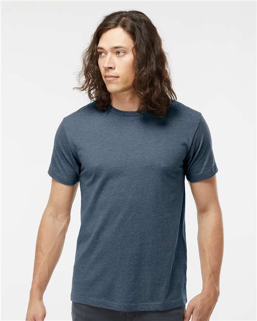 LAT 6901 - Unisex Fine Jersey Tee