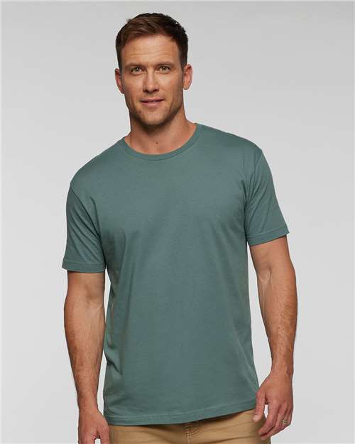 LAT 6901 - Unisex Fine Jersey Tee