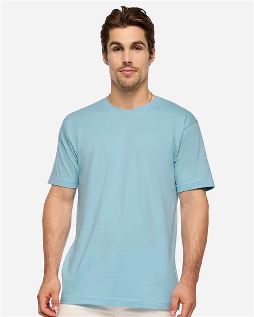 LAT 6901 - Unisex Fine Jersey Tee