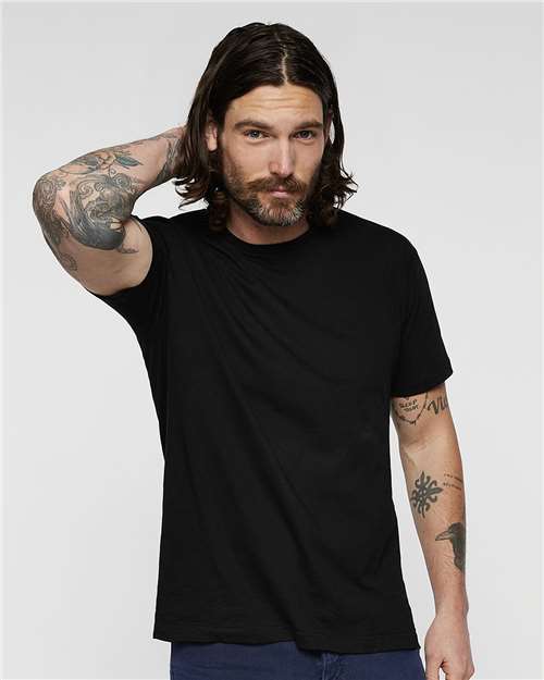 LAT 6901 - Unisex Fine Jersey Tee