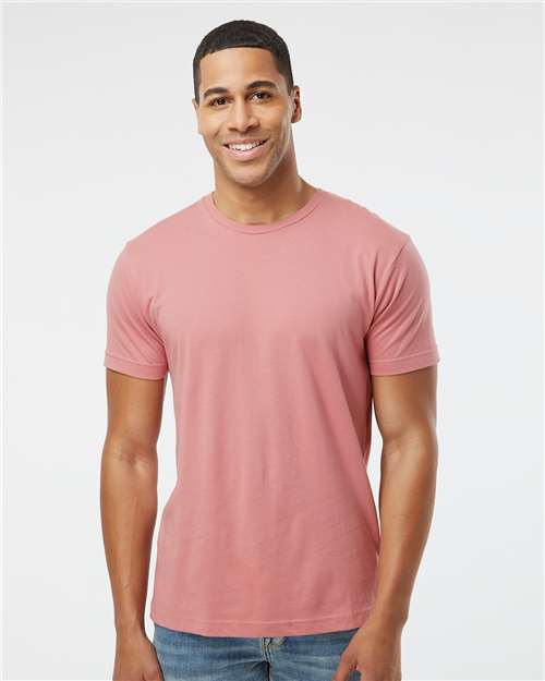 LAT 6901 - Unisex Fine Jersey Tee