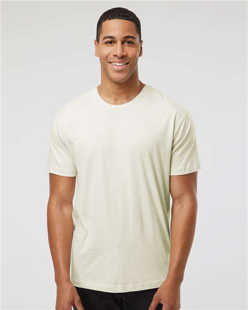 LAT 6901 - Unisex Fine Jersey Tee