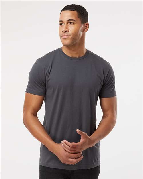 LAT 6901 - Unisex Fine Jersey Tee